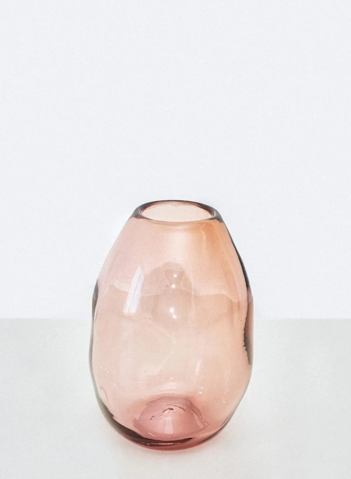 addled_vase_coca_large_0.webp SUSAN BIJL Addled Vase Coca, LARGE< Keuken & Tafelaankleding