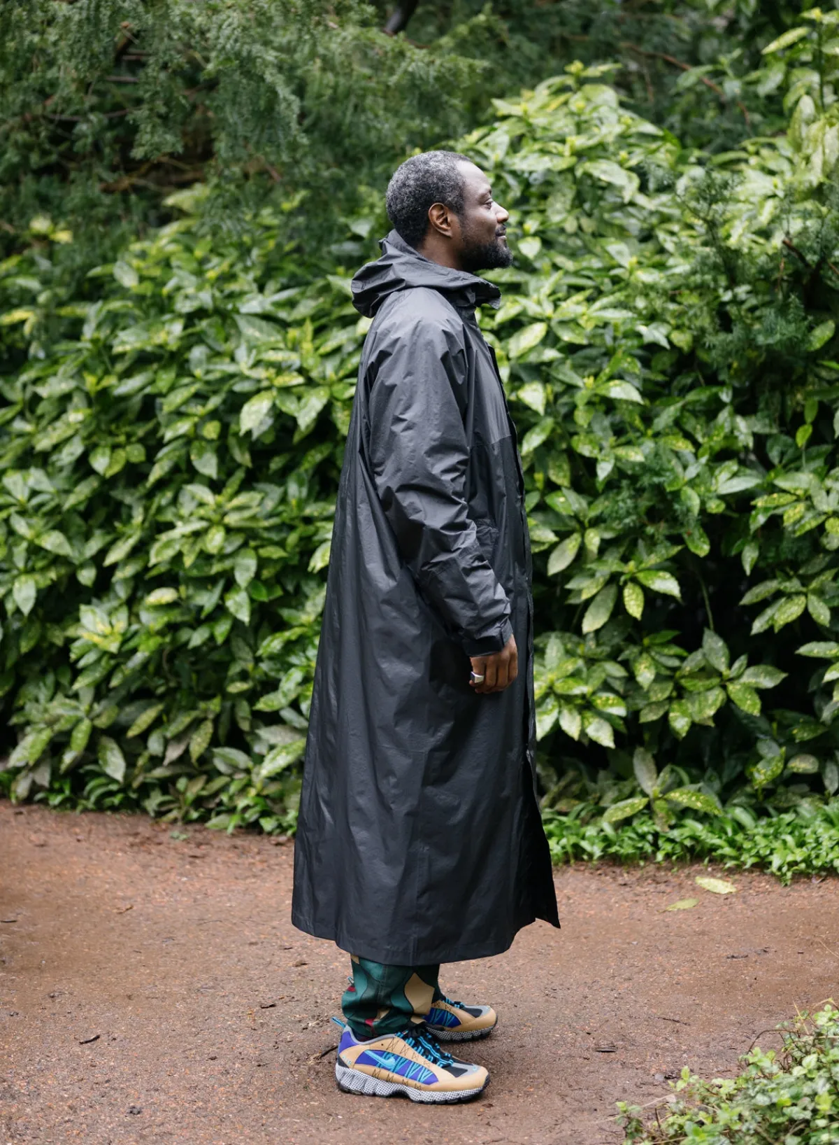black_2.webp SUSAN BIJL < The New Raincoat