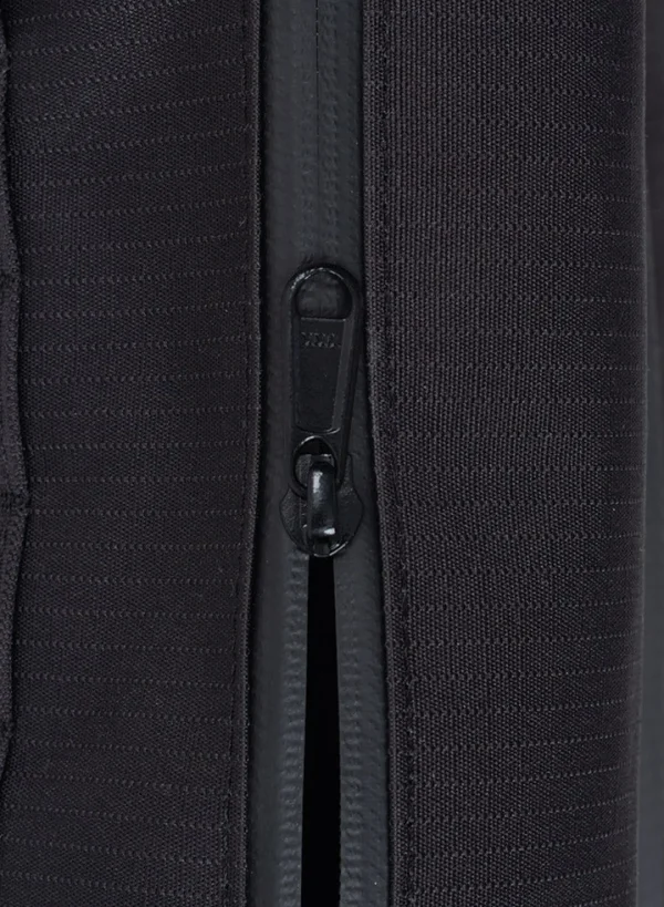 SUSAN BIJL Black & Black SMALL< The New Bum Bag