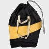 SUSAN BIJL Black & Reflect< The New Trash Bag