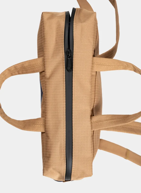 SUSAN BIJL Camel & Navy< The New Backpack
