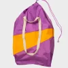 SUSAN BIJL Echo & Arise< The New Trash Bag