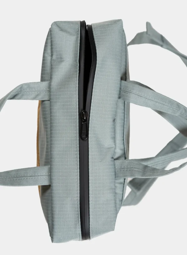 SUSAN BIJL Grey & Camel< The New Backpack