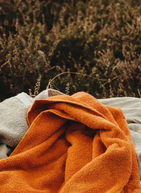 SUSAN BIJL Hand Towel In Burnt Orange, Heavy< Textiel