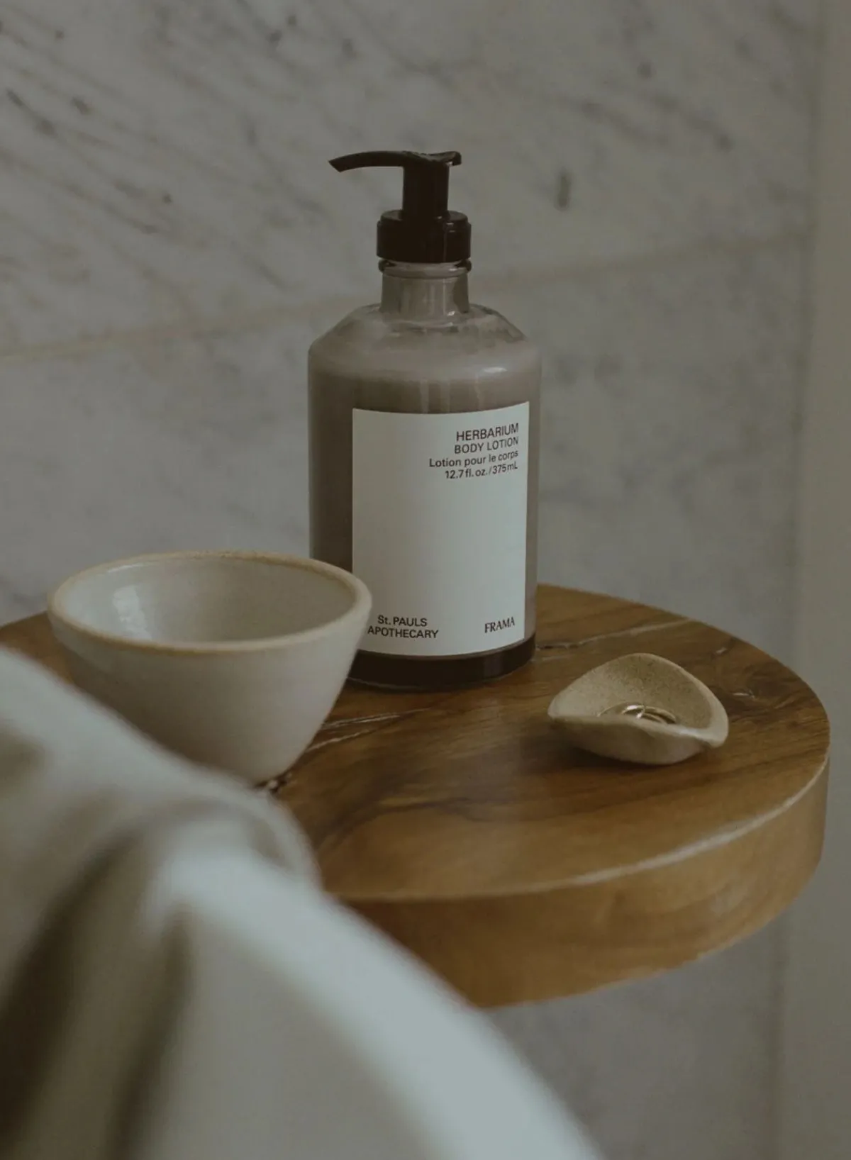 herbarium_body_lotion_sma_1.webp SUSAN BIJL Herbarium Body Lotion SMALL< Body Care