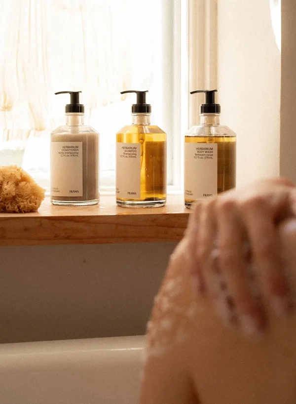 SUSAN BIJL Herbarium Shampoo< Haarverzorging