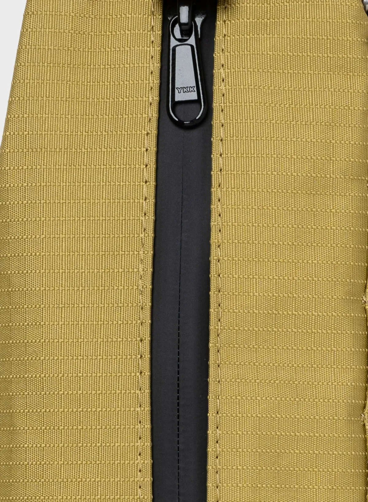 moss__camel_small_4.webp SUSAN BIJL Moss & Camel SMALL< The New Bum Bag