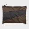 SUSAN BIJL Mud & Black LARGE< The New Pouch