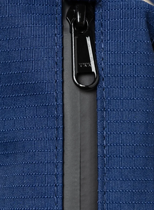 SUSAN BIJL Navy & Greenscreen SMALL< The New Bum Bag