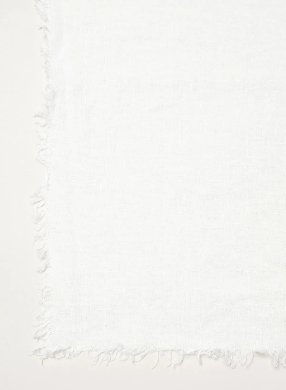 table_napkin_with_fringes_3.webp SUSAN BIJL Table Napkin With Fringes In Off White< Keuken & Tafelaankleding | Textiel